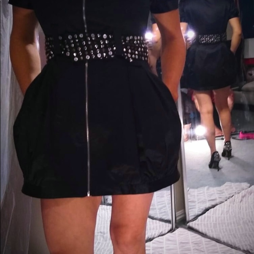 Used Bebe Drees - Picture 3 of 5